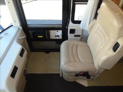 USED 2005 WINNEBAGO JOURNEY 39K CLASS A DIESEL RV #1324-60