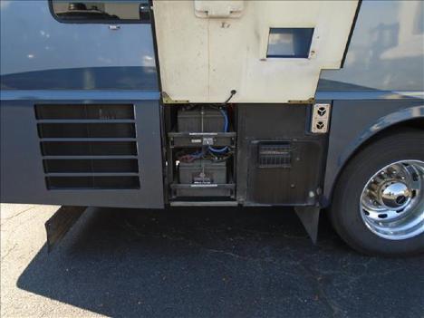 USED 2005 WINNEBAGO JOURNEY 39K CLASS A DIESEL RV #1324-75