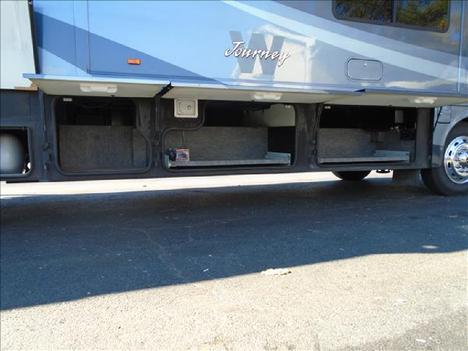 USED 2005 WINNEBAGO JOURNEY 39K CLASS A DIESEL RV #1324-77
