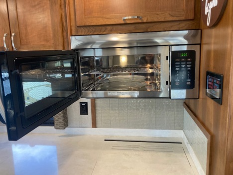 USED 2019 COACHMEN VALENCIA CLASS C RV #1332-64