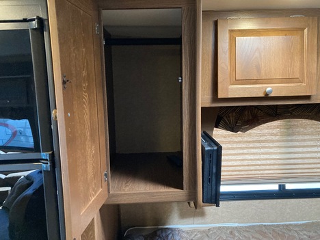 USED 2015 COACHMEN LEPRECHAUN 22QB CLASS C RV #1334-32