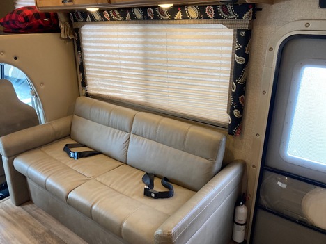USED 2017 THOR MOTORCOACH FOURWINDS 26B CLASS C RV #1346-17