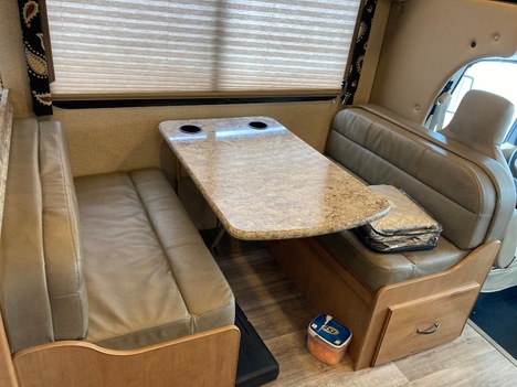 USED 2017 THOR MOTORCOACH FOURWINDS 26B CLASS C RV #1346-18