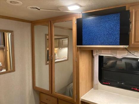 USED 2007 FLEETWOOD BOUNDER 32K CLASS A GAS RV #1349-11