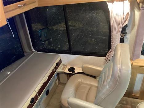 USED 2007 FLEETWOOD BOUNDER 32K CLASS A GAS RV #1349-24