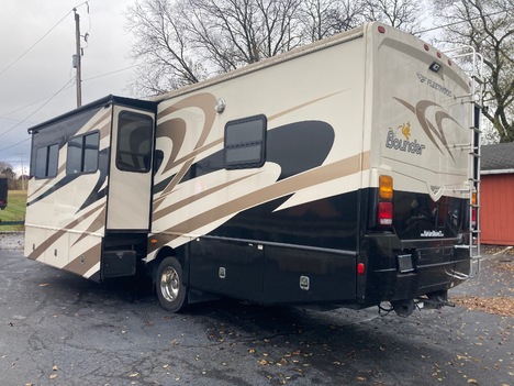 USED 2007 FLEETWOOD BOUNDER 32K CLASS A GAS RV #1349-3