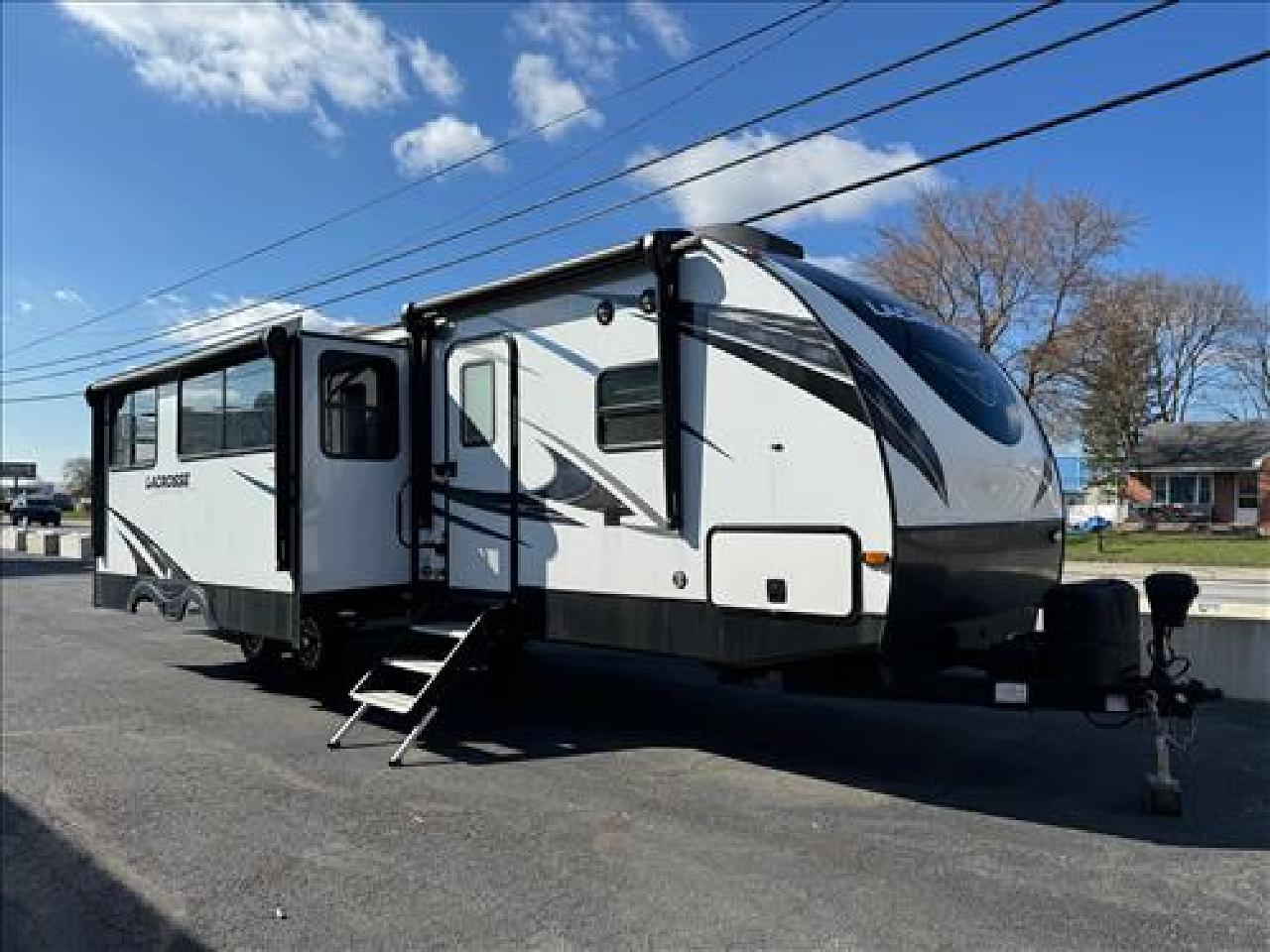 USED 2021 FOREST RIVER LACROSSE LUXURY LITE 338 TRAVEL TRAILER RV #1365