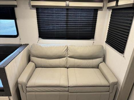 USED 2021 FOREST RIVER LACROSSE LUXURY LITE 338 TRAVEL TRAILER RV #1365-21