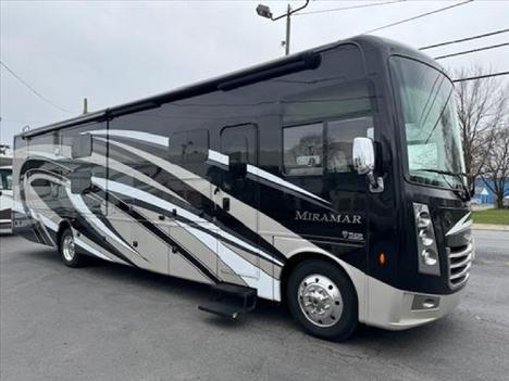 USED 2019 THOR MOTORCOACH MIRAMAX 37.1 CLASS A GAS RV #1370-1