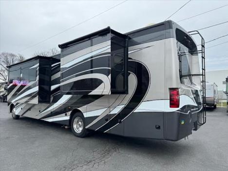 USED 2019 THOR MOTORCOACH MIRAMAX 37.1 CLASS A GAS RV #1370-19