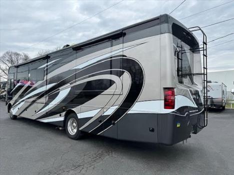 USED 2019 THOR MOTORCOACH MIRAMAX 37.1 CLASS A GAS RV #1370-3