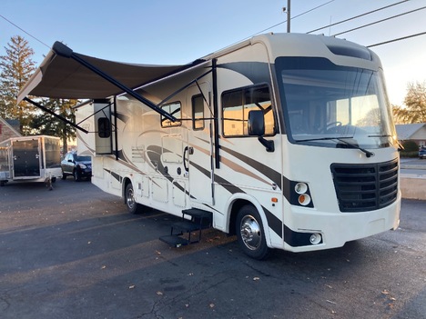 2018 FOREST RIVER FR3 30DS Class A Gas #1438