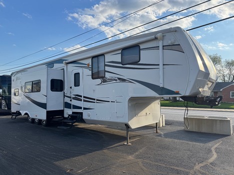 2010 Jayco Recon 40D Toy Hauler - 5th Wheel #1450