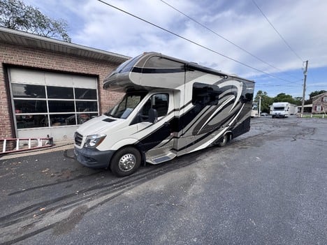 2015 FOREST RIVER Forester MBS 2401R Class C #1468 2015 FOREST RIVER Forester MBS 2401R Class C #1468