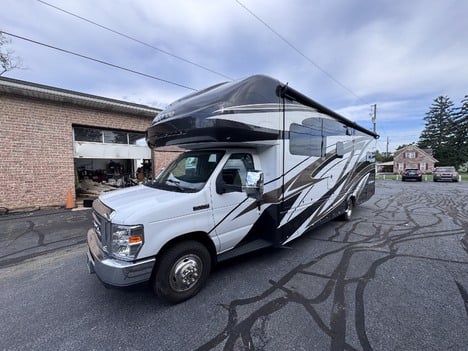 2019 FLEETWOOD Jamboree 30F Class C #1469 2019 FLEETWOOD Jamboree 30F Class C #1469