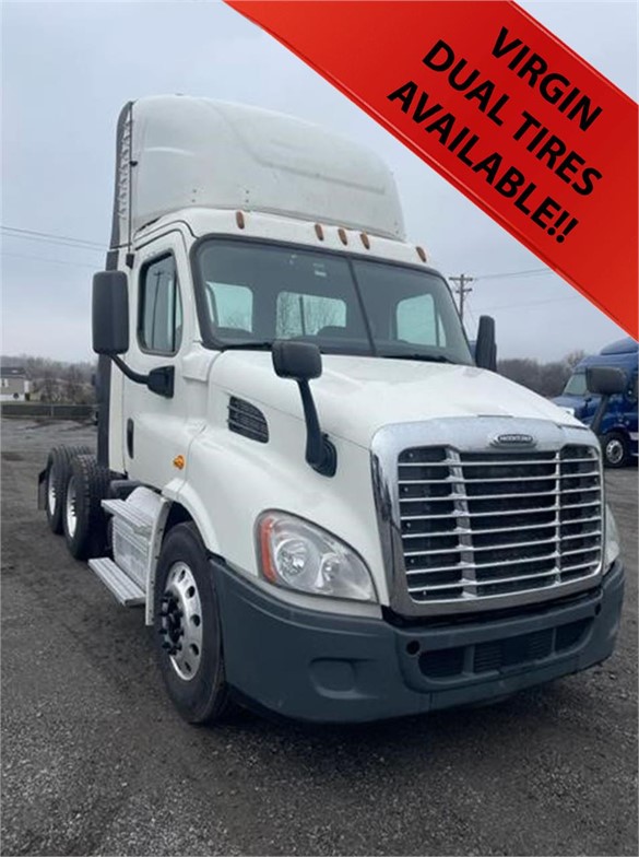 USED 2018 FREIGHTLINER CASCADIA 113 DAYCAB TRUCK #16331