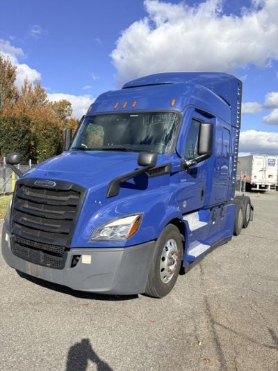 2021 FREIGHTLINER CASCADIA 116 Sleeper #19192 2021 FREIGHTLINER CASCADIA 116 Sleeper #19192