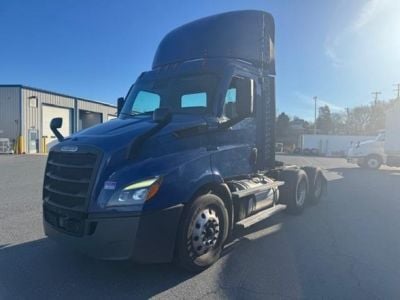 2021 FREIGHTLINER CASCADIA 116 Daycab #19291 2021 FREIGHTLINER CASCADIA 116 Daycab #19291