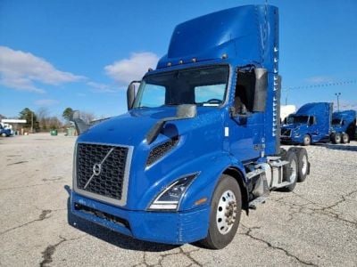2021 VOLVO VNR64T300 Daycab #19686 2021 VOLVO VNR64T300 Daycab #19686