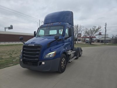 2022 FREIGHTLINER CASCADIA 116 Daycab #19795