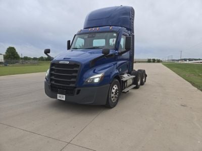 2022 FREIGHTLINER CASCADIA 116 Daycab #19816