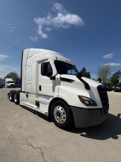 2021 FREIGHTLINER CASCADIA 116 Sleeper #19820