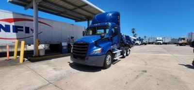 2021 FREIGHTLINER CASCADIA 116 Daycab #19821 2021 FREIGHTLINER CASCADIA 116 Daycab #19821