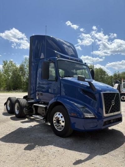 2021 VOLVO VNR64T300 Daycab #19831 2021 VOLVO VNR64T300 Daycab #19831