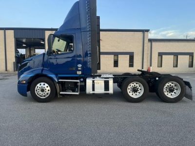 2021 VOLVO VNR64T300 Daycab #19865 2021 VOLVO VNR64T300 Daycab #19865