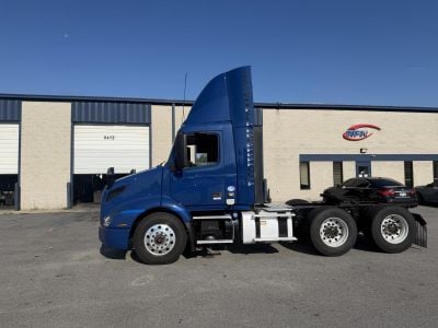 2021 VOLVO VNR64T300 Daycab #19895 2021 VOLVO VNR64T300 Daycab #19895