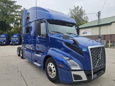 2022 VOLVO VNL64T860 Sleeper #19932