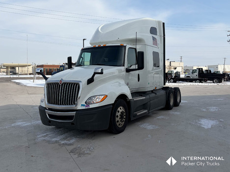 2020 INTERNATIONAL LT625 Sleeper #1341
