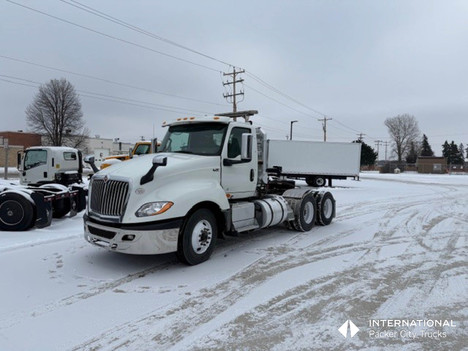 2019-international-lt625-daycab #1710