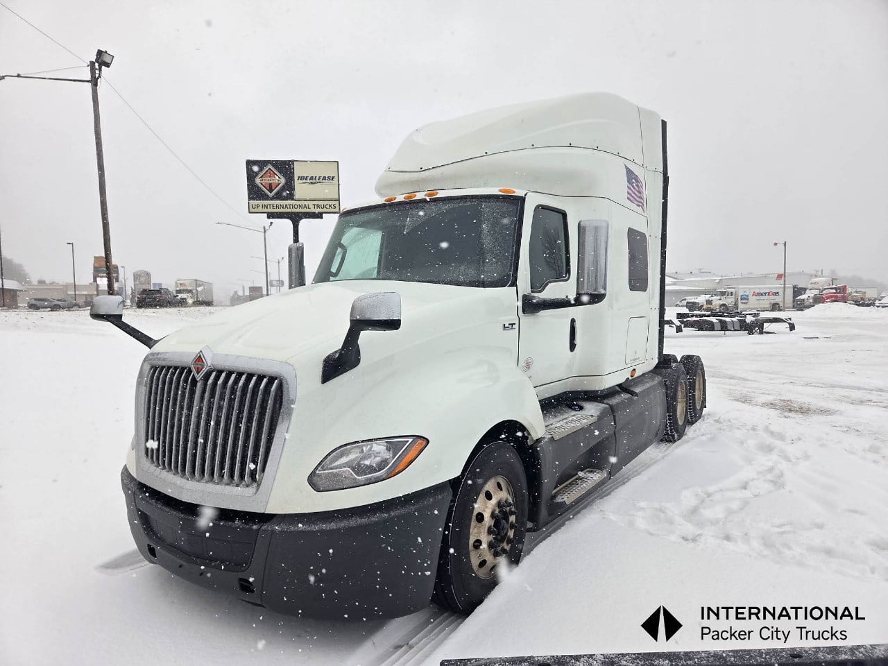 2019 INTERNATIONAL LT625 Sleeper #1 2019 INTERNATIONAL LT625 Sleeper #1