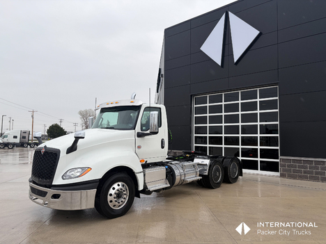 2027 INTERNATIONAL LT625 Daycab #1743