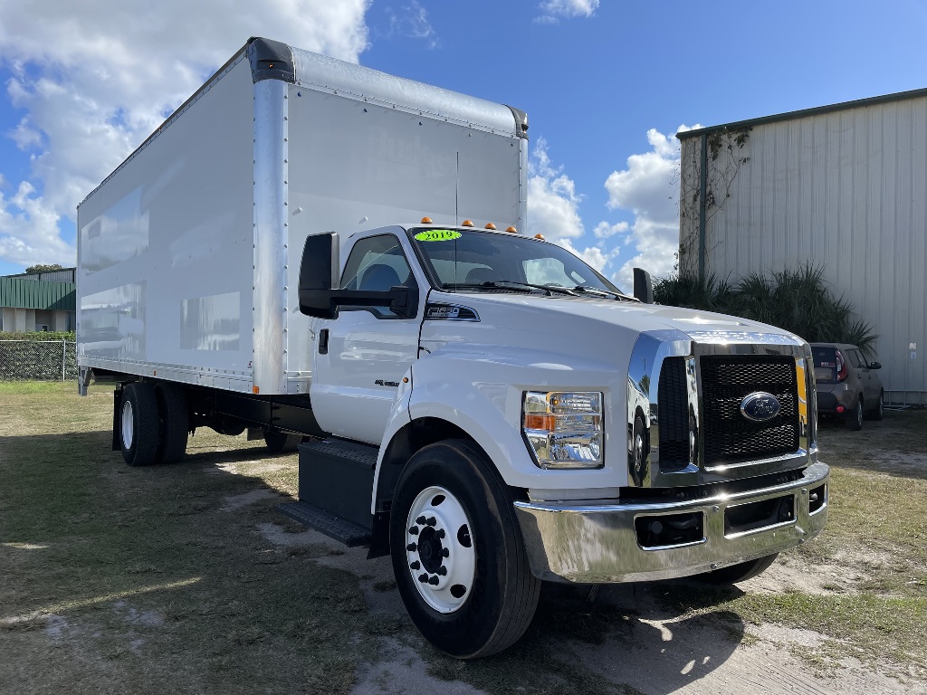 2019 FORD F-650 26' Box Van Truck #1
