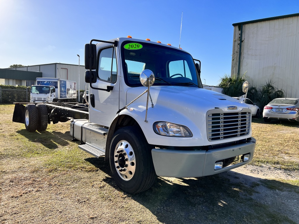 2020 FREIGHTLINER M2 Cab Chassis Truck #1