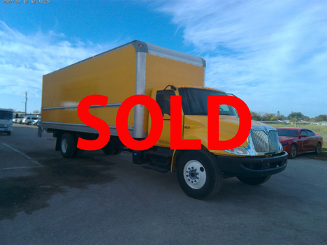 2020 INTERNATIONAL MV 607-26' Box Van Truck #2575