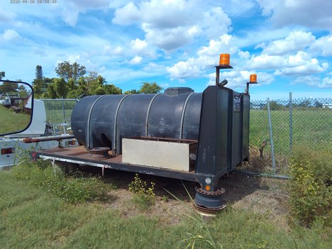 2017 UNKNOWN 14' Flatbed Water Truck Body #2581