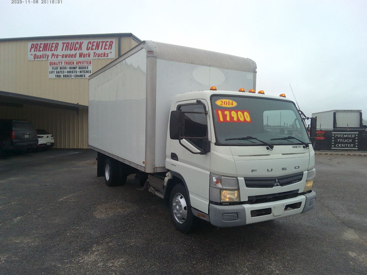 2014 MITSUBISHI FE160 Box Van Truck #1
