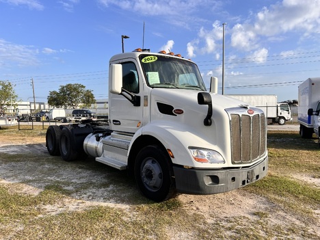 2022 PETERBUILT 579 Tandem Axle Daycab #2659