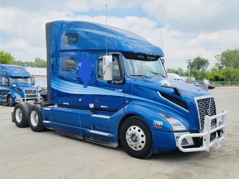 2019 VOLVO 760 Single Axle Sleeper