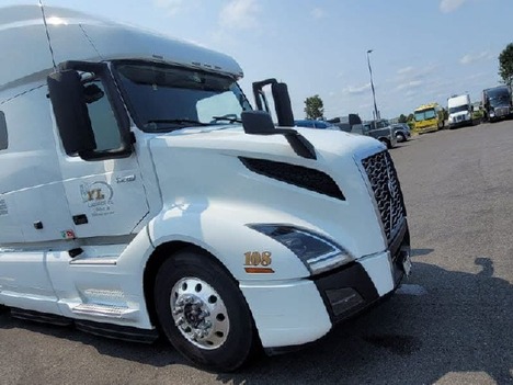 2019 VOLVO 760 Single Axle Sleeper