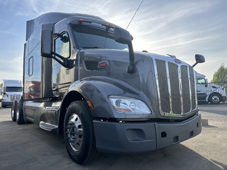2019 PETERBILT 579 Sleeper