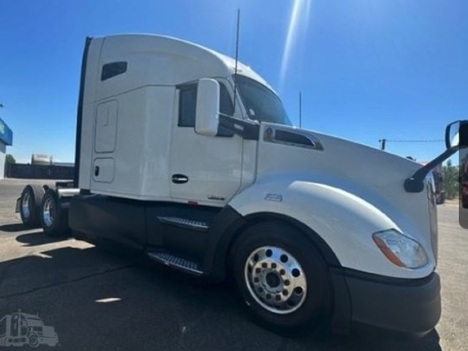 2020 KENWORTH T680 Sleeper