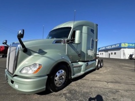 2020 KENWORTH T680 Sleeper