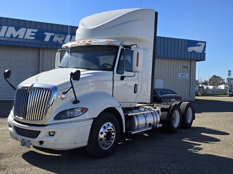2017 INTERNATIONAL ProStar+ LF677 Daycab