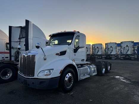 2019 PETERBILT 579 Daycab