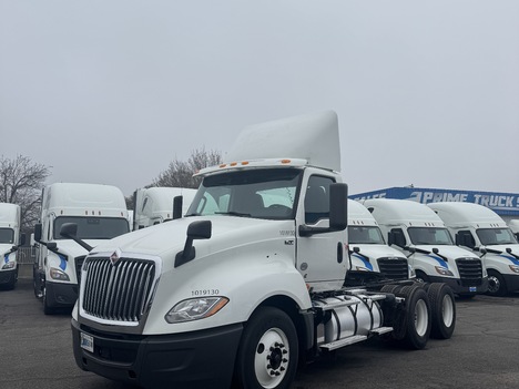 2019 INTERNATIONAL LT Tandem Axle Daycab