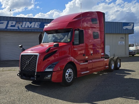 2021 VOLVO VNL 760 Sleeper